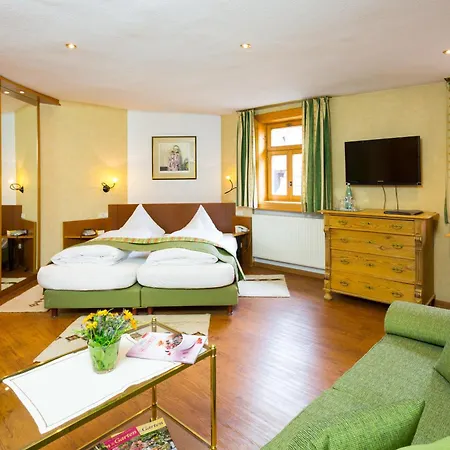 Weinhaus Stern Hotel